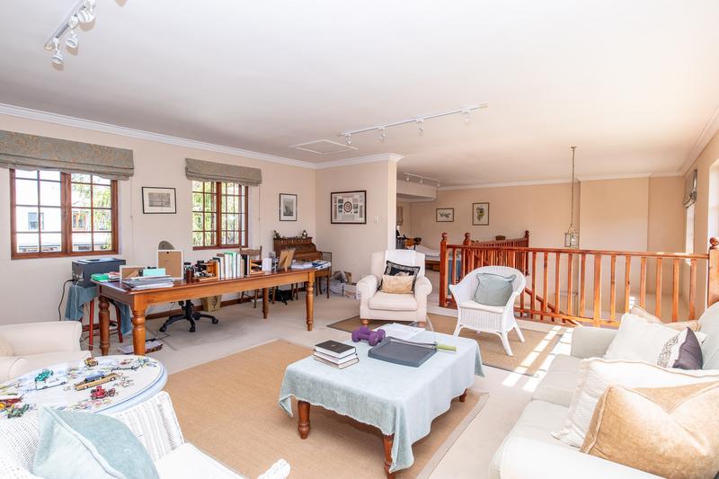 5 Bedroom Property for Sale in Tokai Western Cape